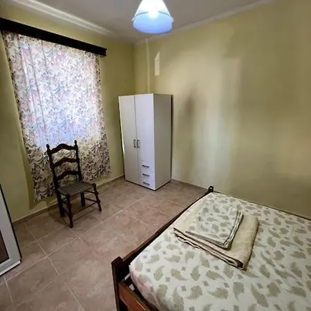Holiday home Sotiri's Art House